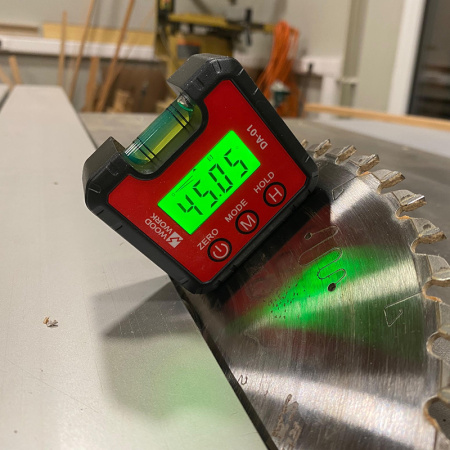 Уклономер цифровой магнитный с уровнем Woodwork DA-01_3